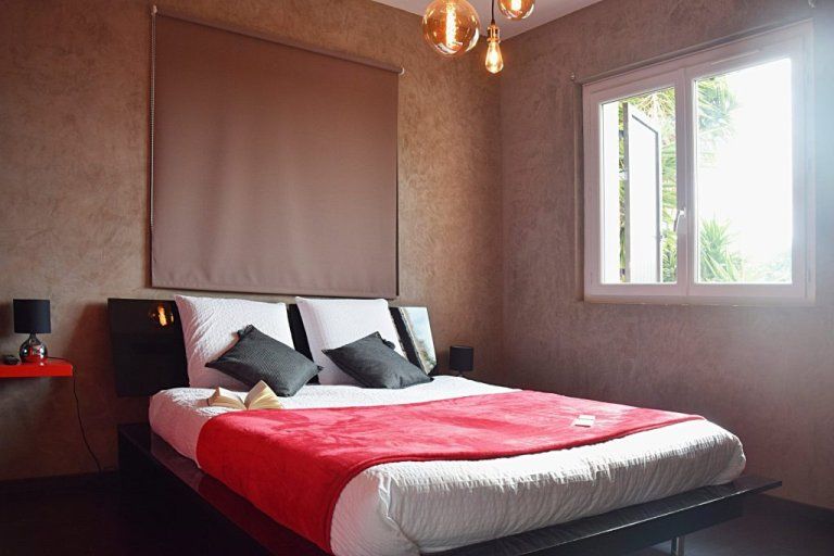 Chambre 1 avec lit double