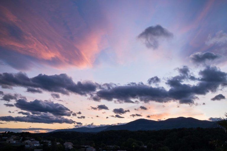 Ciel rose au crépuscule