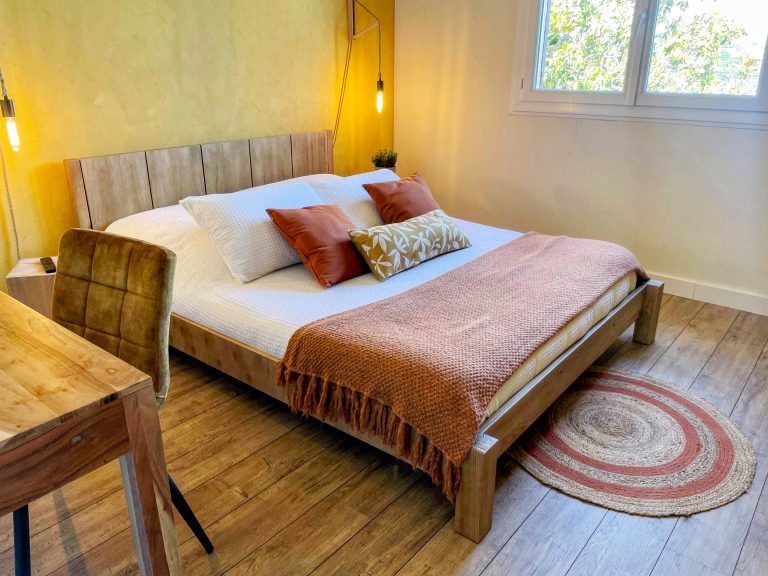 Chambre 2 avec lit double